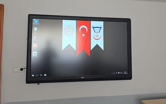 Tüm Sınıflarda Akıllı Tahta Devri Başlıyor